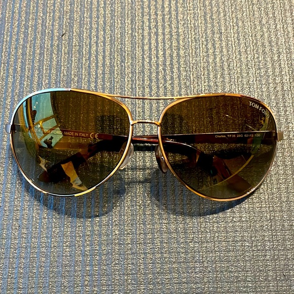 Tom Ford sunglasses - Picture 2 of 4